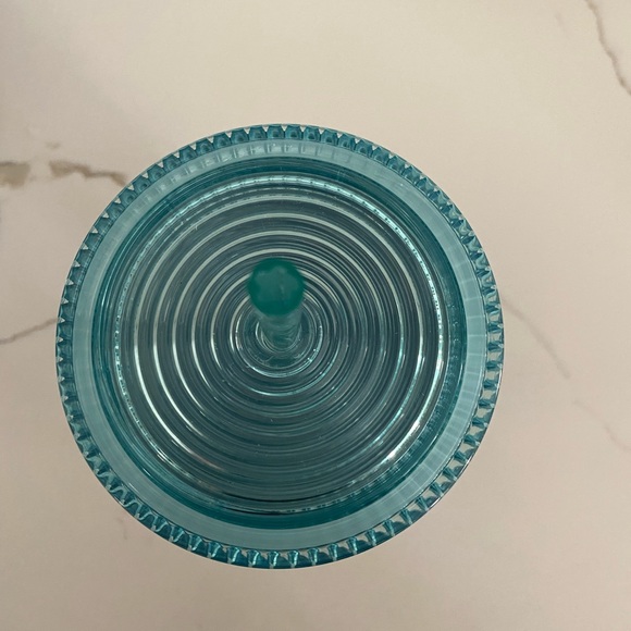 New 2022 Starbucks Spring Mermaid Tail Iridescent Venti Tumbler 24oz - Picture 4 of 4